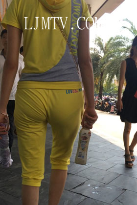 小龙大师精品街拍系列合集-黄色呢绒口味重