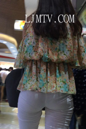 小龙大师精品街拍系列合集-商场白紧裤少妇