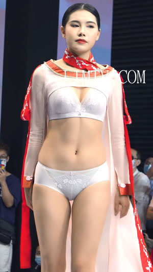2022深圳内衣展盐步内衣秀性感美女模特时尚秀场2下着モデルModelShow