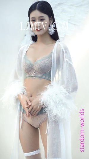 4K2022深圳内衣展艾迪莎气质性感美女模特内衣秀2ModelShow下着モデル
