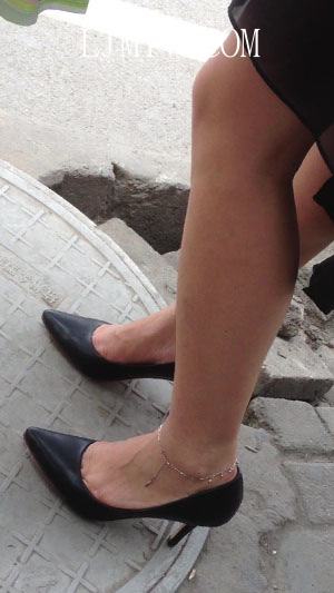 街拍大师醉爱孤独高清拍摄高跟丝袜第1辑-201409130857