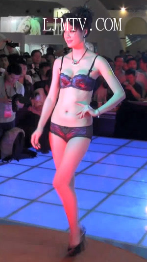 2013深圳内衣展以莎内衣秀-01