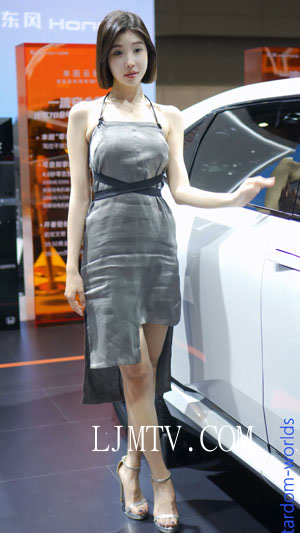 2025深圳粤港澳大湾区车展RacingModelAutoShow美女车模1