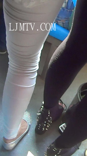 咔嚓街拍视频30201-30300-30216a