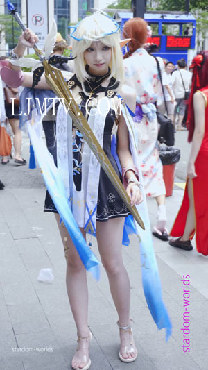 鸣潮カルテジアコスプレ卡提希娅小卡Cosplay2025萤火虫漫展