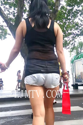 蚕豆大师超短热裤街拍视频系列-59