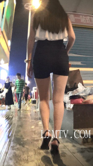 麋小鹿大师2013-2014街拍视频合集3-性感LO黑色高腰热裤-01