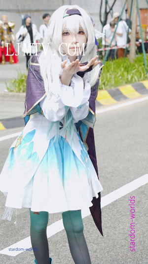 2025广州CICF漫展崩坏星穹铁道流萤Cosplay崩壊スターレイルホタルコスプレ