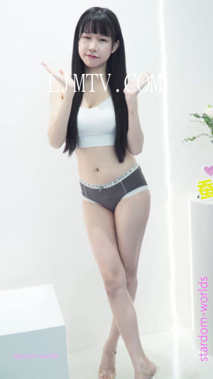 2024深圳内衣展依心琪6纯真美女模特内衣秀Show下着モデル
