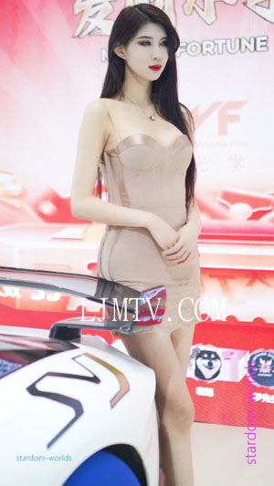 2024深圳改装车展AutoShowRacingModel气质美女车模车展模特-25