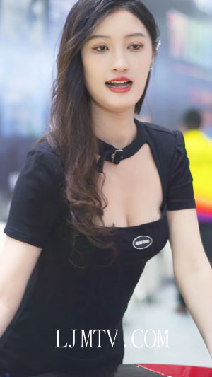 2024深圳改装车展AutoShowRacingModel美女车模车展模特-17