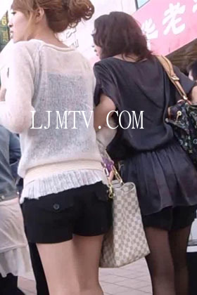 街拍客视频珍藏版丝袜美女专辑-黑白丝靓女逛街2