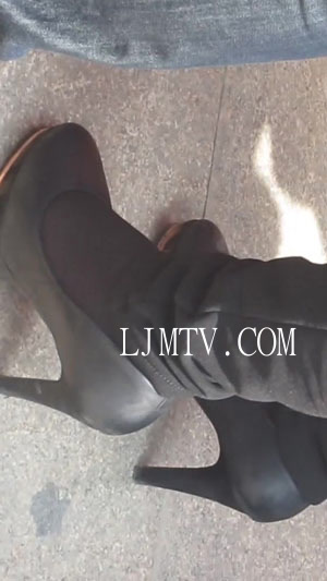 街拍大师小胡小斐高清拍摄高跟丝袜-cMVI_0299