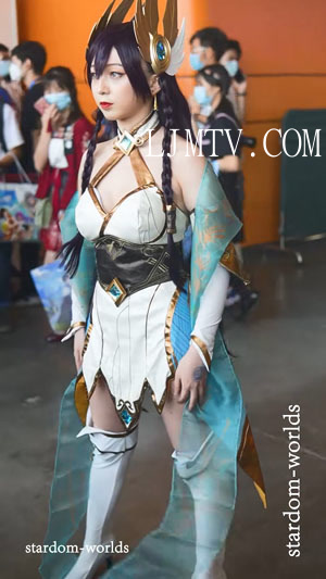 cosplay英雄联盟刀妹玉剑传说24届广州萤火虫漫展-238上完结コスプレコミケ