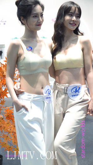 2023深圳内衣展欧酷云感无痕性感美女模特内衣秀下着モデルShow