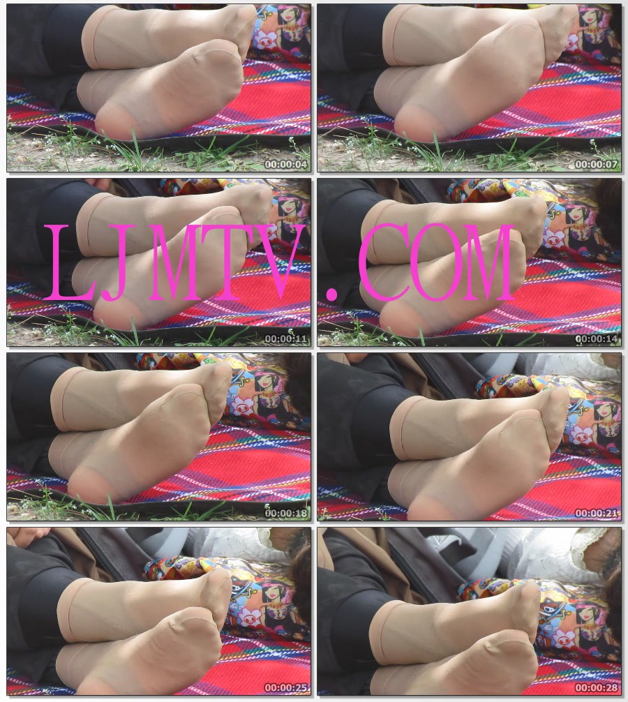 街拍大师applejuice高清拍摄高跟丝袜第5集-脚踩裤外套肉色丝袜的熟妇狂晾肉丝脚之成熟的丝脚