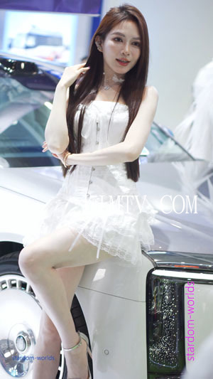 2026深圳改装车展模特车模BeautylegRacingModel30