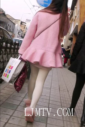 街拍客精选紧身裤热裤全集视频701-800-极品白丝美腿少女不一样的诱惑！.