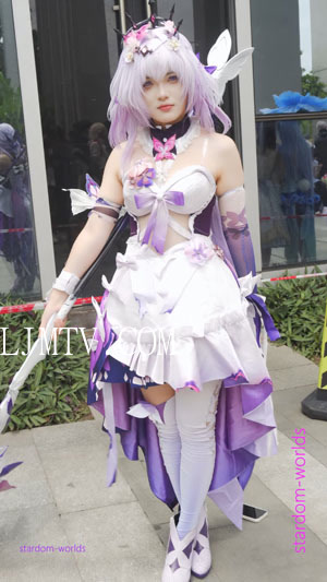 崩壊スターレイルコスプレキャストリス星穹铁道遐蝶Cosplay2025萤火虫漫展