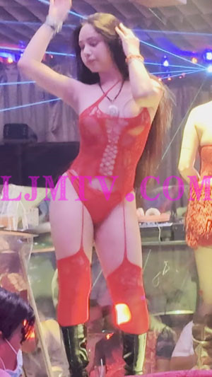 红色镂空吊带连体丝袜的红色三角裤红皮靴骚舞女-4K视频