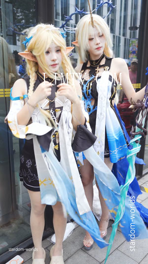 鸣潮カルテジア卡提希娅cosplay2025萤火虫漫展