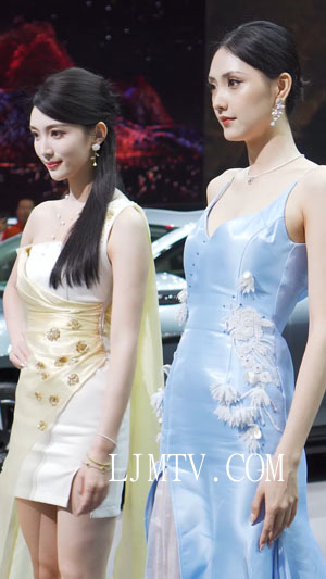 2025粤港澳大湾区车展AutoShow比亚迪车模走秀RacingModel31