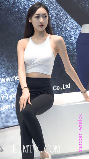 深圳内衣展奈凡因性感身材美女模特秀Modelshow