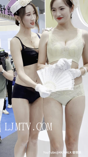 2023深圳SIUF内衣展歌彩妮戴帽子黑色蕾丝文胸模特与黄色蕾丝文胸模特-2