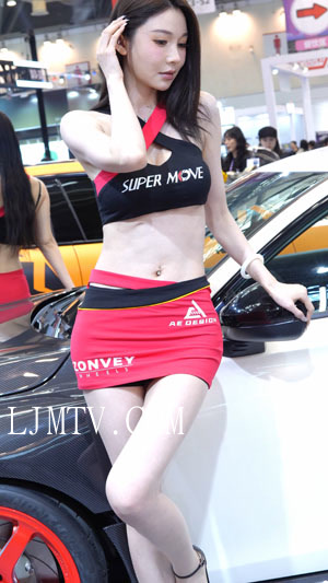 2025苏州Gtshow改装车展会多位模特熟女赛车女郎装束等