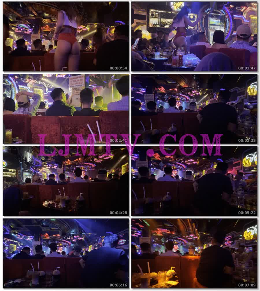 夜店到顾客座位上跳舞赚小费的年轻比基尼舞女们-4K视频