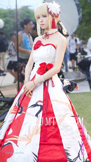 アルトリアコスプレ吾王仙鹤礼服cosplay2024萤火虫漫展