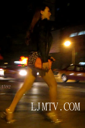 名门夜宴街拍视频2013年全集-MVI_2325