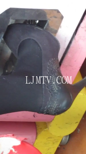 街拍大师小胡小斐高清拍摄高跟丝袜-cMVI_0226