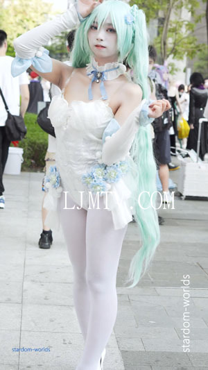 2025广州CICF漫展初音ミク初音未来粉蝶花精灵cosplayコスプレ