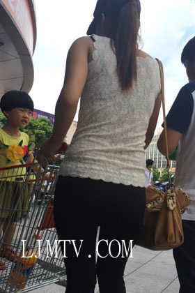 小龙大师精品街拍系列合集-大街打底黑裤少妇