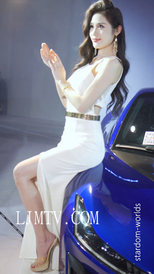 2025东莞春季车展美女车模啦不啦多BeautylegRacingModel41