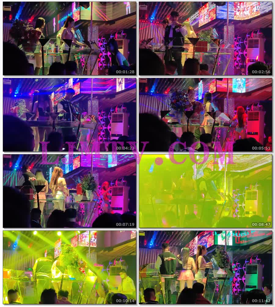 舞台上中两个性感服装的大长腿打碟女dj-4K视频