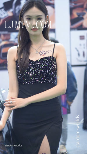 2024深圳改装车展AutoShowRacingModel美女车模车展模特55