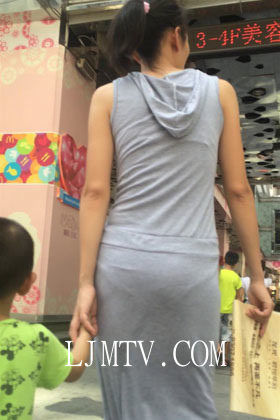 小龙大师精品街拍系列合集-灰色长裙少妇