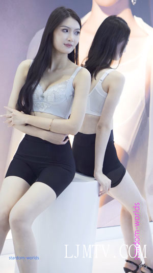 2025深圳内衣展与溯9美女模特内衣秀Show下着